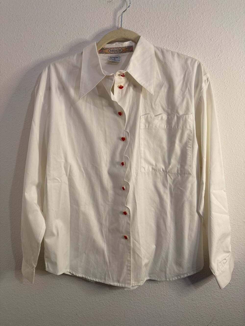 Vintage Jordache White Long Sleeve Button-Down Shirt with Heart Buttons Sz-M